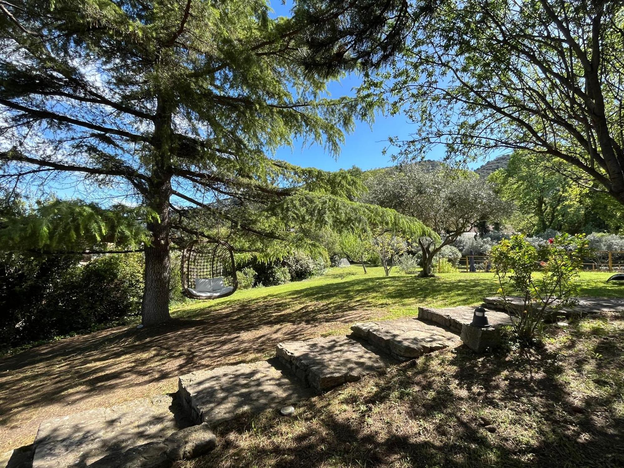 Hestia Bed & Breakfast Robion en Luberon Dış mekan fotoğraf
